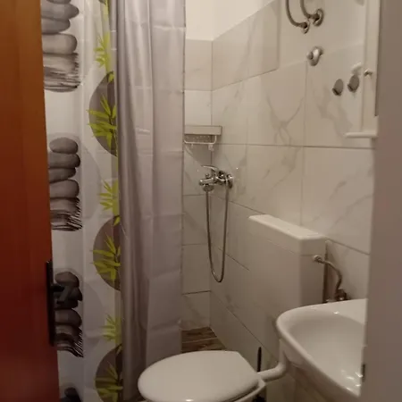 Protic * Vela Luka