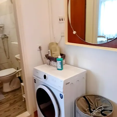 Apartment Protic